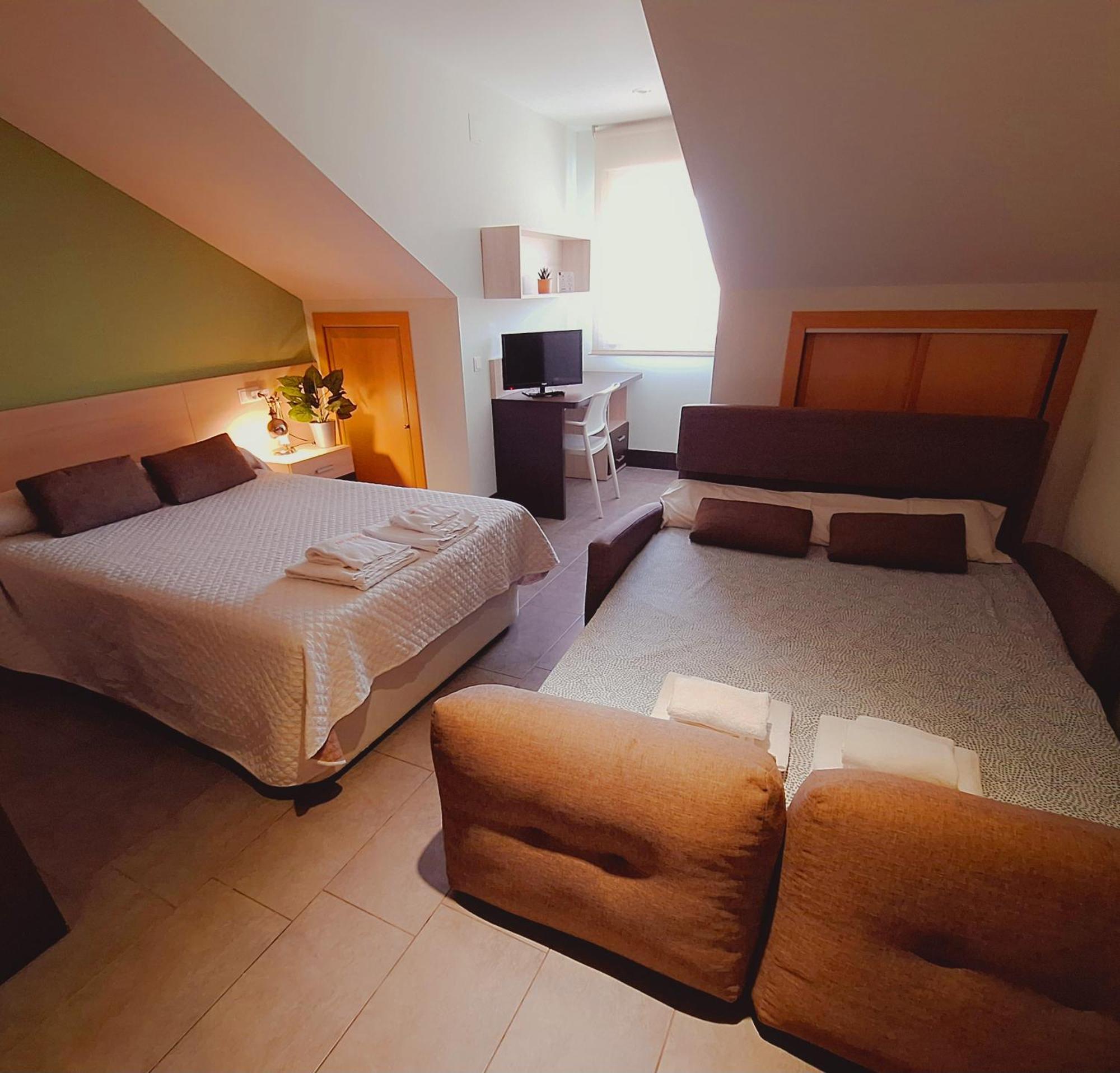 The Factory Residence Hall Ségovie Extérieur photo