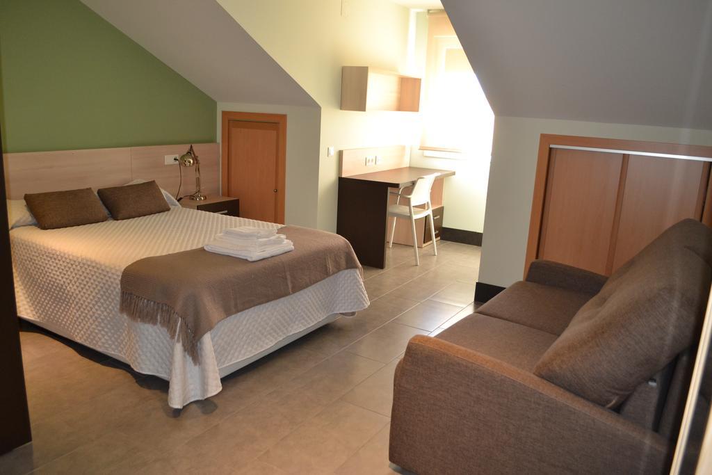 The Factory Residence Hall Ségovie Extérieur photo