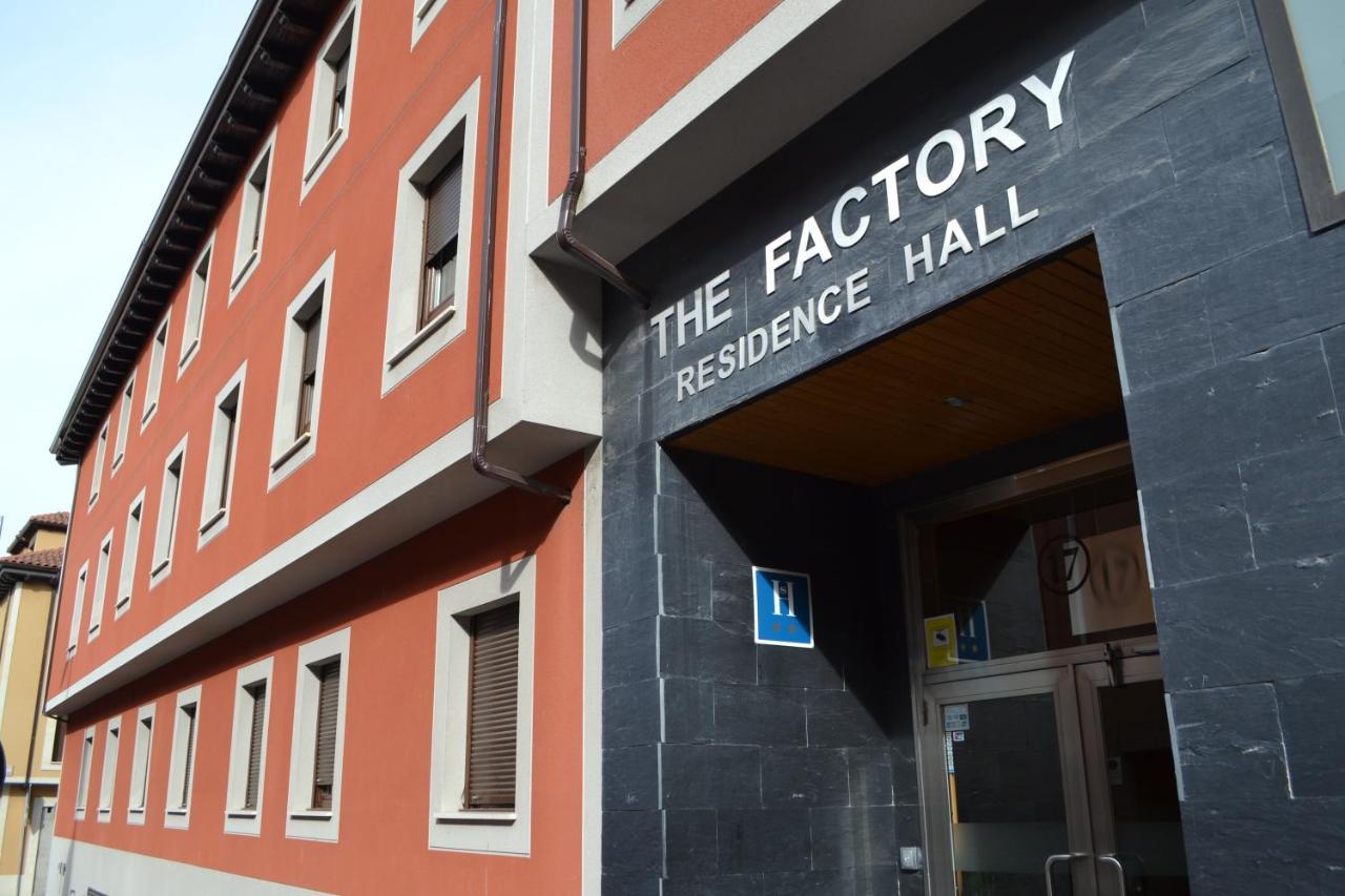 The Factory Residence Hall Ségovie Extérieur photo
